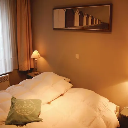 Two-bedroom With Sea View 09 Apartman *